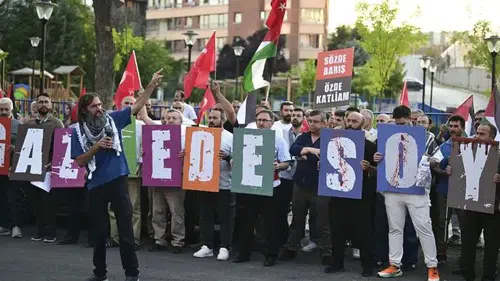 Ankara'da dikkat çeken Gazze protestosu! Netanyahu kuklasıyla gösteri yaptılar