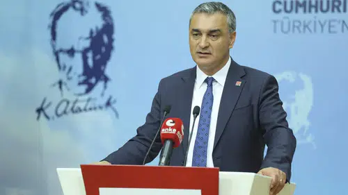 CHP Sözcüsü Müslim Sarı: "Büyüme yüzde 2,3 ile beklentinin altında"