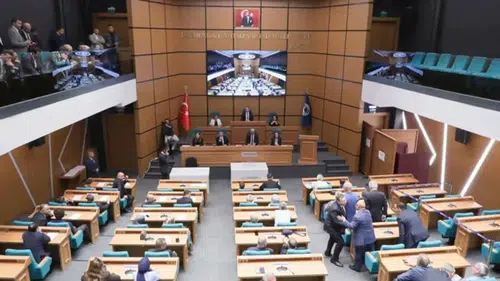 Üsküdar Belediyesi'nde seçim iptal edildi: Başkan vekili yeniden belirlenecek
