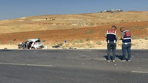 Gaziantep’te otomobil ile hafif ticari araç çarpıştı: 2 ölü, 4 yaralı