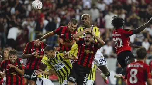 Fenerbahçe Süper Lig’e şok yenilgiyle başladı: Gençlerbirliği’nden müthiş dönüş