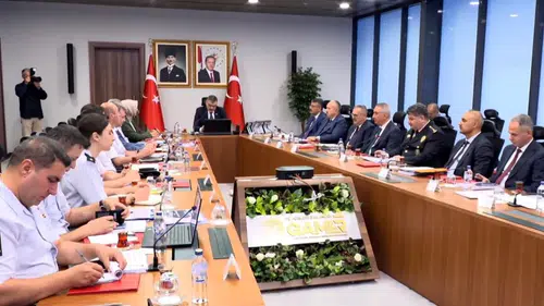 Terörsüz Türkiye sürecinde yeni dönem: 81 valiyle güvenlik toplantısı