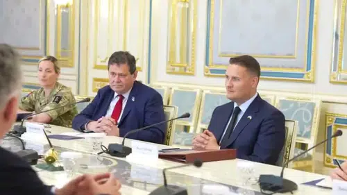 Zelenski, İngiliz Bakan Streeting ile Kiev'de görüştü