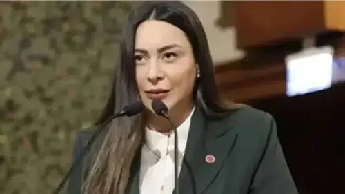 CHP’li Sultangazi Belediye Meclis Üyesi Hülya Şimşek tutuklandı