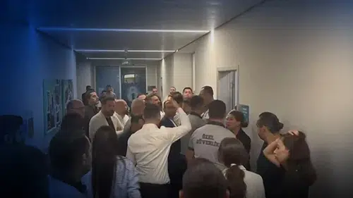 Üsküdar Belediyesi'nde başkanvekili seçiminde gerginlik