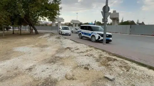 Kıskançlık kavgası kanlı bitti! 15 yaşındaki çocuk bıçaklandı