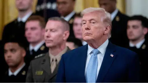 Donald Trump: "Rezervleri Venezuela petrolüyle dolduracağız"
