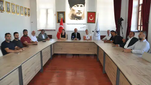 Akşehir Belediye Başkanı Köksal CHP’den istifa etti: Görevine bağımsız devam edecek
