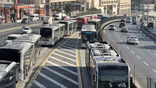 İstanbul'da toplu taşıma ücretsiz olacak: Saatler açıklandı