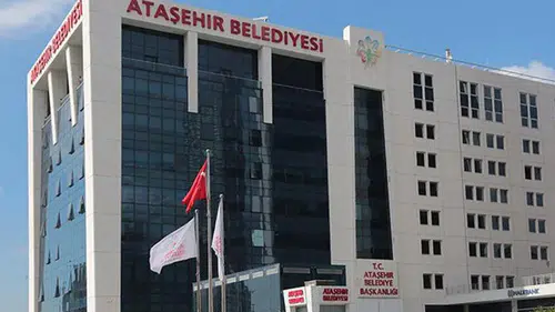 Ataşehir'de CHP'li 6 belediye meclis üyesi AK Parti'ye katıldı