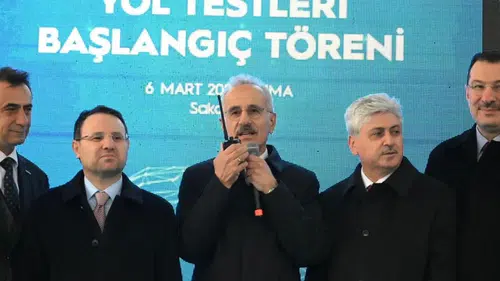Bakan Uraloğlu duyurdu: 250 km hıza ulaştı! Yerli hızlı trende üretim başladı