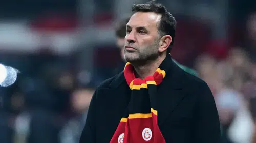 Basın toplantısında gergin anlar! Sesi kesilince Okan Buruk'un suratı...