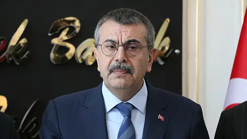 Bakan Yusuf Tekin: "Derslik başına öğrenci sayısı azaldı"