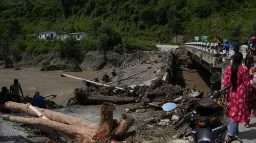 Nepal’de selde kaybolan 119 kişi bir hafta sonra bulundu