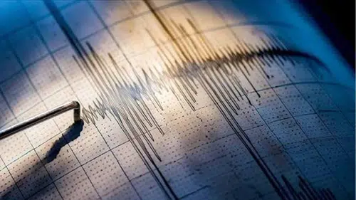 Japonya'nın Okinawa bölgesinde 6 büyüklüğünde deprem