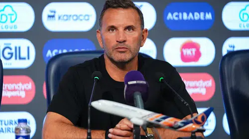 Okan Buruk'tan Osimhen'in sakatlığıyla ilgili açıklama: Sporting maçını işaret etti