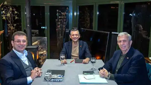 Özgür Özel’den cumhurbaşkanlığı adaylığı mesajı: İmamoğlu ve Yavaş’ı işaret etti
