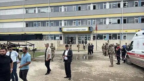Okul bahçesinde silahlı saldırı: Öğretmen hayatını kaybetti