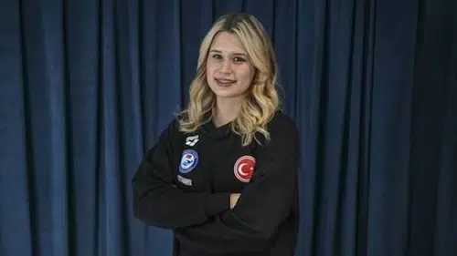 Milli para yüzücü Defne Kurt Avrupa şampiyonu oldu