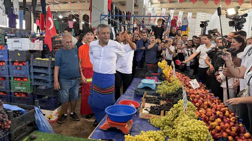 Özgür Özel Edirne'de emeklilere seslendi: Bir kuruş para alınmayacak