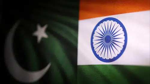 Pakistan’dan Hindistan’a savaş gemisi notası