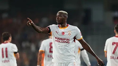 Victor Osimhen sakatlandı mı, son durumu nasıl?