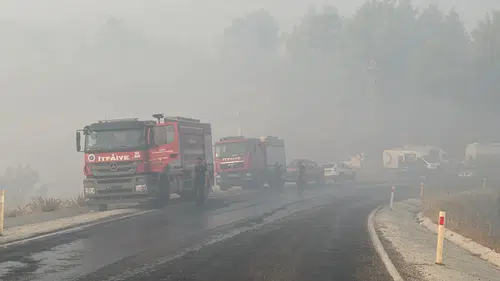 Antalya Isparta yolu kapalı mı, yangın söndürüldü mü?