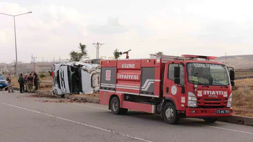Şırnak'ta akaryakıt tankeri devrildi: 1 kişi yaralandı