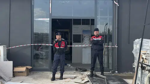Gaziantep'te mermer standı devrildi: 1 işçi hayatını kaybetti