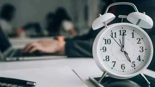Mesai saatleri değişiyor mu ve Türkiye'de haftalık çalışma süresi 40 saate düşecek mi?