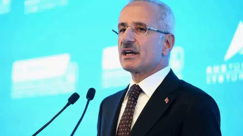 Ulaşım Çilesi Son Buluyor: Bakan Uraloğlu Tarihi Açıkladı!