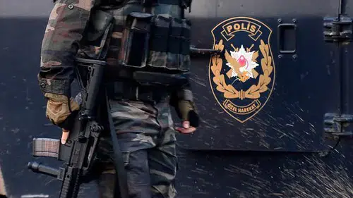 Operasyon Aniden Karıştı! Özel Harekat Polisi Zor Tuttular