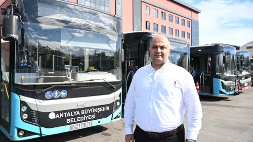 Antalya'da yağmur suyu sızan halk otobüsüne cezai işlem