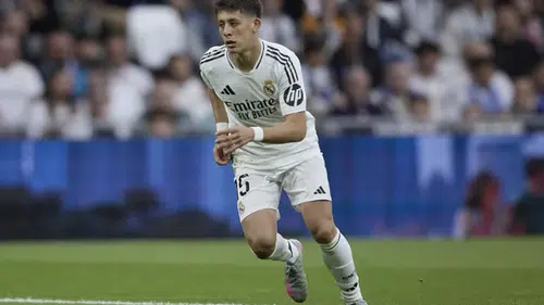 Arda Güler Real Madrid'de Yeni Rolüyle Fırtına Estiriyor! Mourinho'nun Kararı Gündem Oldu