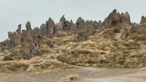 CHP'li Gürer Göreme'de çöken peri bacası için önlem çağrısında bulundu
