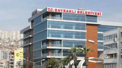 Bayraklı Belediyesi'ne yönelik soruşturması: Eski Başkan Serdar Sandal ve 5 kişi tutuklandı
