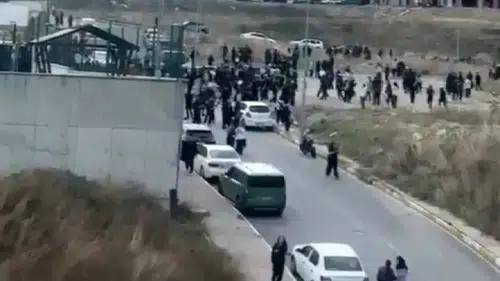İstanbul'da 8 Ekim okullar tatil mi, Başakşehir ve Esenyurt olayları sonrası eğitime ara verildi mi?