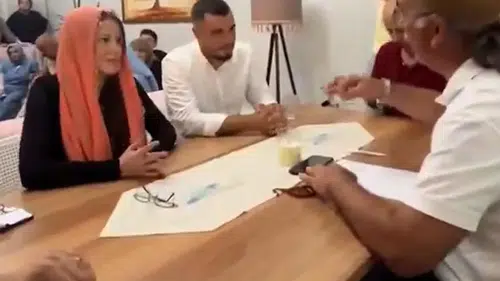 Nikah Töreninde Damatla İmam Arasında Şaşırtan Anlar! "Evet" Cevabı Şaşırttı!