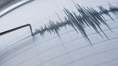 Peş peşe deprem! 6,9 ve 6,3 büyüklüğünde sarsıntı