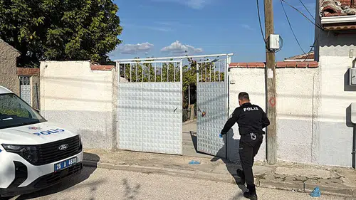 Eskişehir'de şüpheli ölüm: 40 yaşındaki adam arkadaşının evinde ölü bulundu