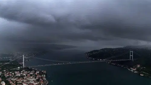 İstanbul Valiliği sağanağın bilançosunu açıkladı: 1277 su baskını, 15 heyelan, 47 mahsur kalma