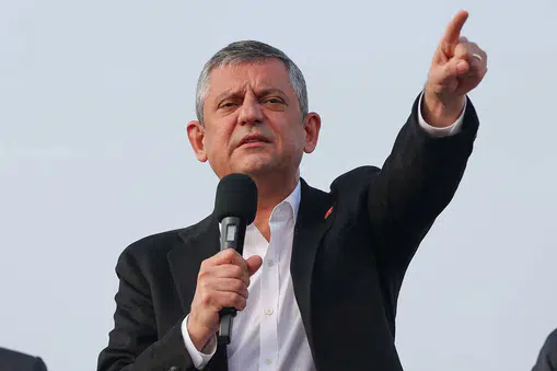 Özgür Özel’den seçim çağrısı: “Sandıktan kaçmak milletten kaçmaktır”