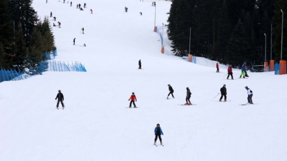 Ilgaz Dağı Kayak Merkezi'nde hafta sonu yoğunluğu yaşandı