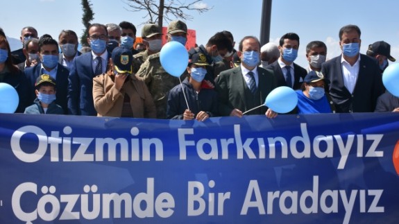 Şırnak'ta "Dünya Otizm Farkındalık Günü" etkinliği