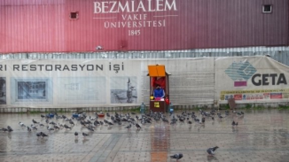  Cadde ve sokaklar sessizliğe büründü