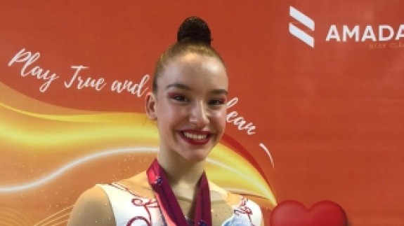 Milli sporcu Ayşe Begüm Onbaşı dünya şampiyonu oldu