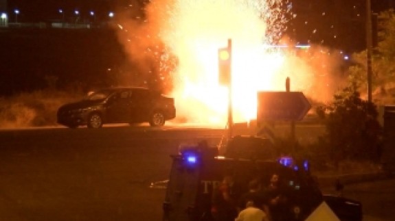 Diyarbakır'da bombalı araç paniği! Böyle patlatıldı