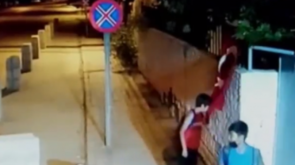 Kahramanmaraş’ta çocukların bayrak sevgisi yürekleri ısıttı