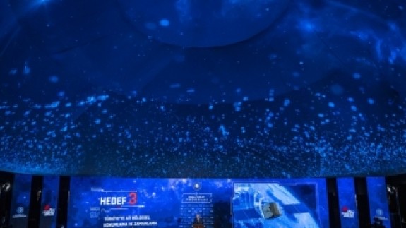 Cumhurbaşkanı Erdoğan'ın tanıttığı "Milli Uzay Programı" heyecanla karşılandı