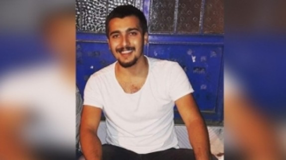 Dur ihtarına uymayan araç çarptı: Bekçi Kansu Turan şehit oldu